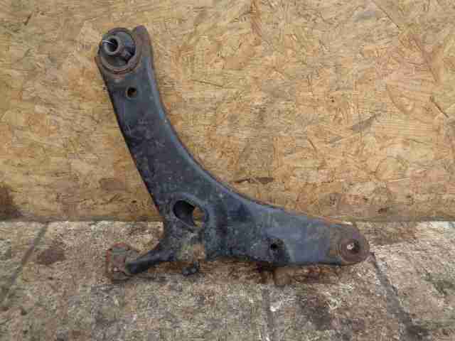 Изображение товара 31166 - 00031166 rychag perednij levyj nizhnij Peugeot 107