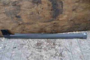 Изображение товара 31715 - 00031715 porog plastikovyj levyj Peugeot 406