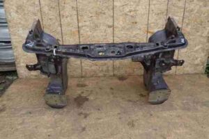 Изображение товара 33010 - 00033010 perednyaya chast kuzova Pontiac Vibe 3