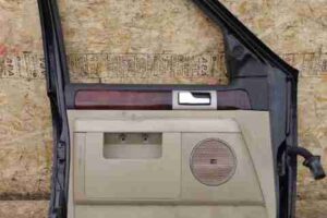 Изображение товара 34663 - 00034663 dver perednyaya levaya Chrysler Sebring 3