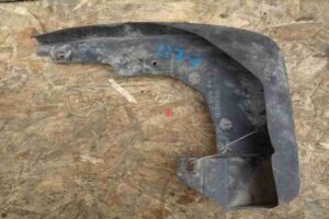 Изображение товара 36610 - 00036610 bryzgovik perednij Renault Sandero