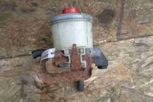 Изображение товара 37138 - 00037138 bachok gidrousilitelya Renault Sandero