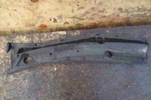 Изображение товара 37260 - 00037260 dozhdevik Peugeot 306