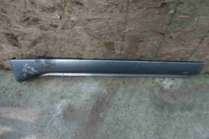 Изображение товара 37921 - 00037921 porog plastikovyj pravyj Audi 80