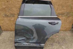 Изображение товара 267742 - 00039821 dver zadnyaya levaya Toyota Corolla Verso