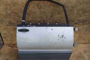 Изображение товара 39907 - 00039907 dver perednyaya pravaya 