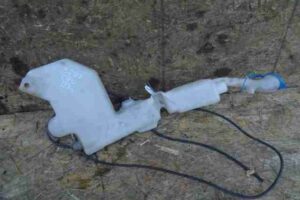 Изображение товара 40943 - 00040943 bachok omyvatelya Renault Sandero