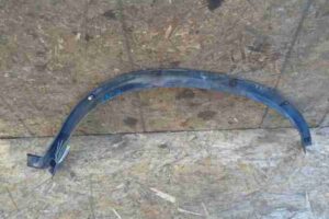 Изображение товара 41139 - 00041139 nakladka zadnego pravogo kryla Renault Sandero 2