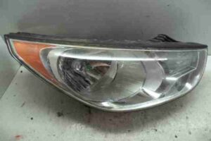 Изображение товара 41557 - 00041557 fara pravaya Mercedes CLA