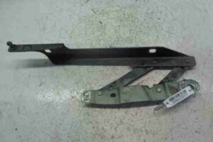 Изображение товара 42075 - 00042075 petlya kapota pravaya Peugeot 207