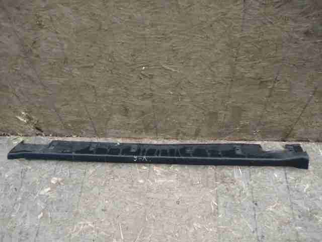 Изображение товара 42681 - 00042681 porog plastikovyj pravyj Hyundai Matrix