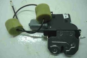 Изображение товара 43179 - 00043179 zamok bagazhnika Ford Scorpio