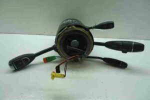 Изображение товара 43332 - 00043332 pereklyuchatel podrulevoj (strekoza) Ford Escort