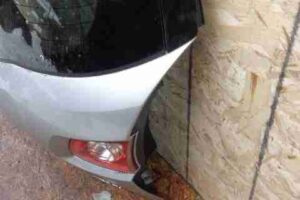 Изображение товара 43963 - 00043963 kryshka bagazhnika Renault Sandero 2