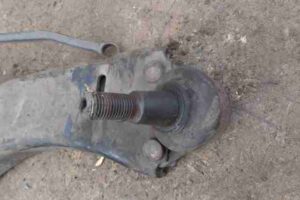 Изображение товара 44016 - 00044016 rychag perednij pravyj nizhnij Volvo 440 3