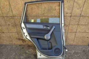 Изображение товара 44327 - 00044327 dver zadnyaya levaya Renault Sandero 1