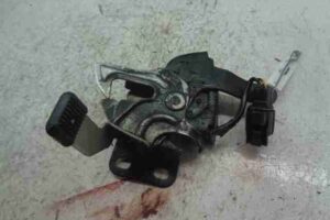 Изображение товара 44742 - 00044742 zamok kapota Renault Logan 2