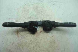 Изображение товара 45722 - 00045722 pereklyuchatel podrulevoj (strekoza) Toyota Hiace