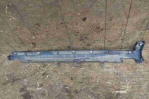 Изображение товара 46098 - 00046098 porog plastikovyj levyj Renault Sandero 3