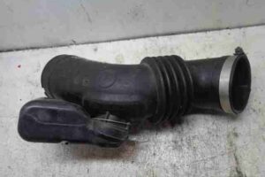 Изображение товара 46897 - 00046897 patrubok vozdushnogo filtra Peugeot 306