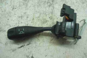 Изображение товара 46972 - 00046972 pereklyuchatel podrulevoj (strekoza) Ford Scorpio