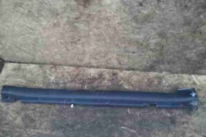 Изображение товара 47171 - 00047171 nakladka plastikovaya na porog Renault Sandero