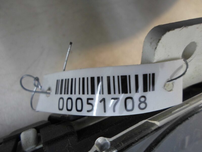 Изображение товара 51708 - 00051708 schitok priborov Lexus LS