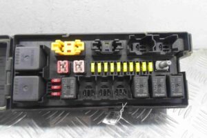 Изображение товара 54242 - 00054242 blok predokhranitelej Chrysler Cirrus