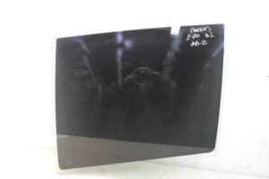 Изображение товара 54690 - 00054690 steklo dveri zadnej levoj 