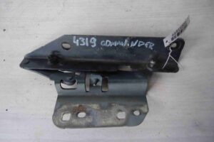 Изображение товара 55899 - 00055899 petlya kapota levaya Chrysler Cirrus