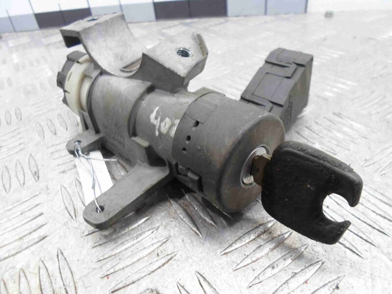 Изображение товара 56588 - 00056588 zamok zazhiganiya Volvo 850