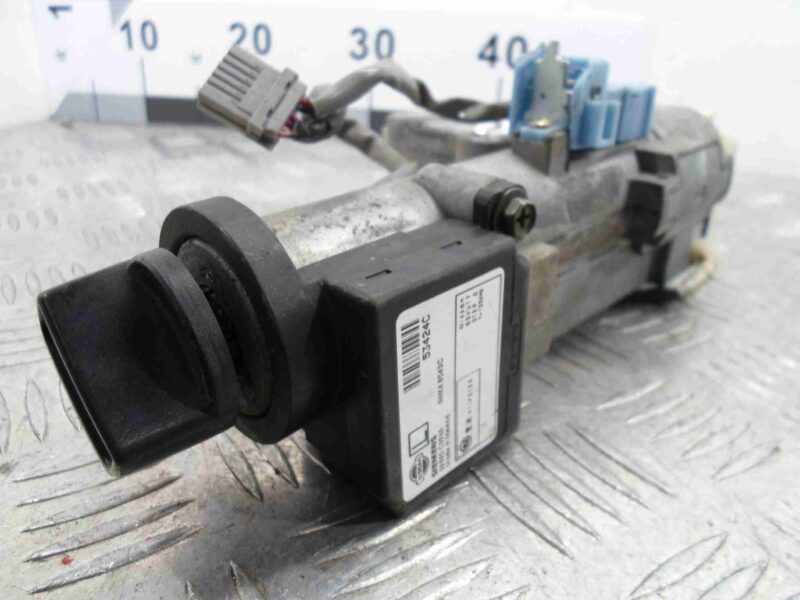 Изображение товара 56854 - 00056854 zamok zazhiganiya Lexus RX