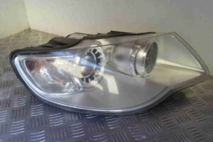 Изображение товара 58673 - 00058673 fara pravaya Toyota Corolla Matrix