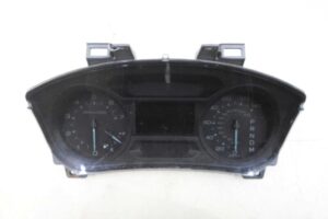 Изображение товара 59704 - 00059704 schitok priborov Skoda Yeti