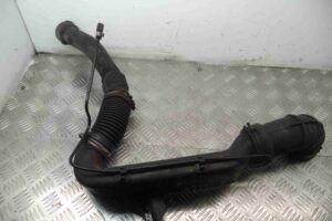 Изображение товара 61168 - 00061168 patrubok vozdushnogo filtra Audi Q7