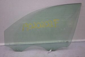 Изображение товара 63622 - 00063622 steklo dveri perednej levoj Toyota Matrix 1