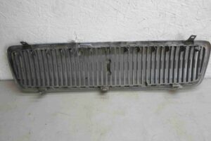 Изображение товара 63629 - 00063629 reshetka radiatora Volvo 850