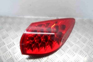 Изображение товара 65358 - 00065358 fonar kryla pravyj Toyota Hiace 3