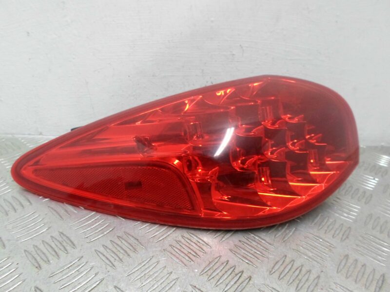 Изображение товара 65494 - 00065494 fonar kryla levyj Toyota Hiace