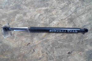 Изображение товара 65909 - 00065909 amortizator kryshki bagazhnika Toyota Corolla Matrix