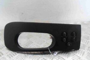 Изображение товара 66077 - 00066077 knopka steklopodemnika Peugeot 207