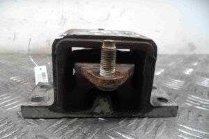 Изображение товара 69352 - 00069352 podushka krepleniya kpp Toyota Hiace