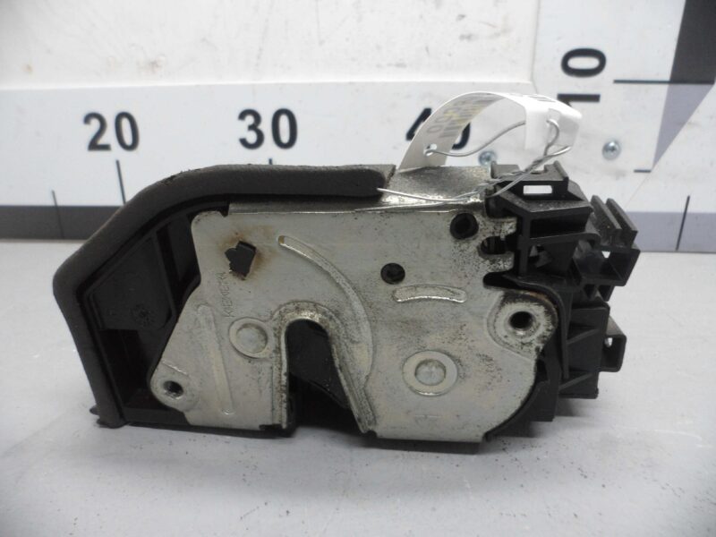 Изображение товара 69639 - 00069639 zamok dveri zadnej pravoj