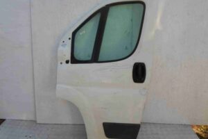 Изображение товара 70826 - 00070826 dver perednyaya levaya Mercedes GL