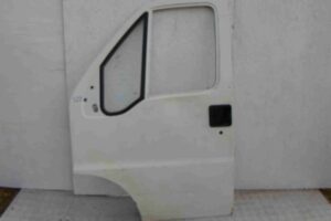 Изображение товара 71567 - 00071567 dver perednyaya levaya Mercedes G klasse 1