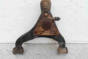 Изображение товара 71831 - 00071831 rychag perednij pravyj nizhnij Toyota Prius