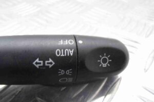 Изображение товара 73298 - 000732298 pereklyuchatel podrulevoj (strekoza) 2