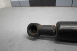 Изображение товара 75872 - 00075872 amortizator kryshki bagazhnika 2