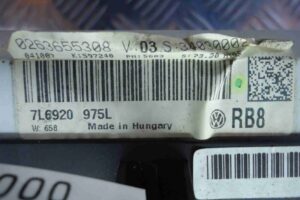 Изображение товара 77423 - 00077423 schitok priborov Toyota Corolla Matrix 1