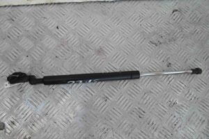 Изображение товара 77586 - 00077586 amortizator kryshki bagazhnika Citroen C5